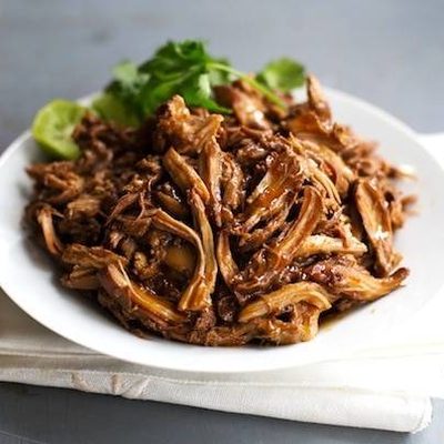 Honey Glazed Crockpot Chicken Adobo - simple pantry ingredients, hardly any hands-on time, 200 calories. | https://weight-guide.today