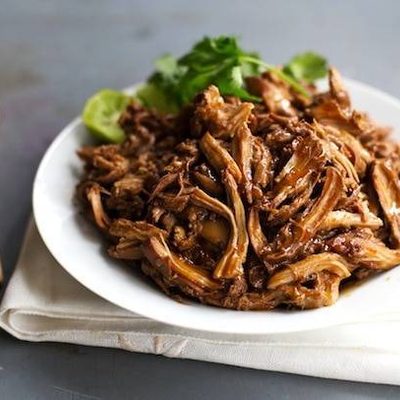 Honey Glazed Crockpot Chicken Adobo - simple pantry ingredients, hardly any hands-on time, 200 calories. | https://weight-guide.today